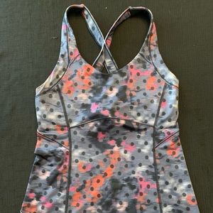 Lululemon Size 6 Tank